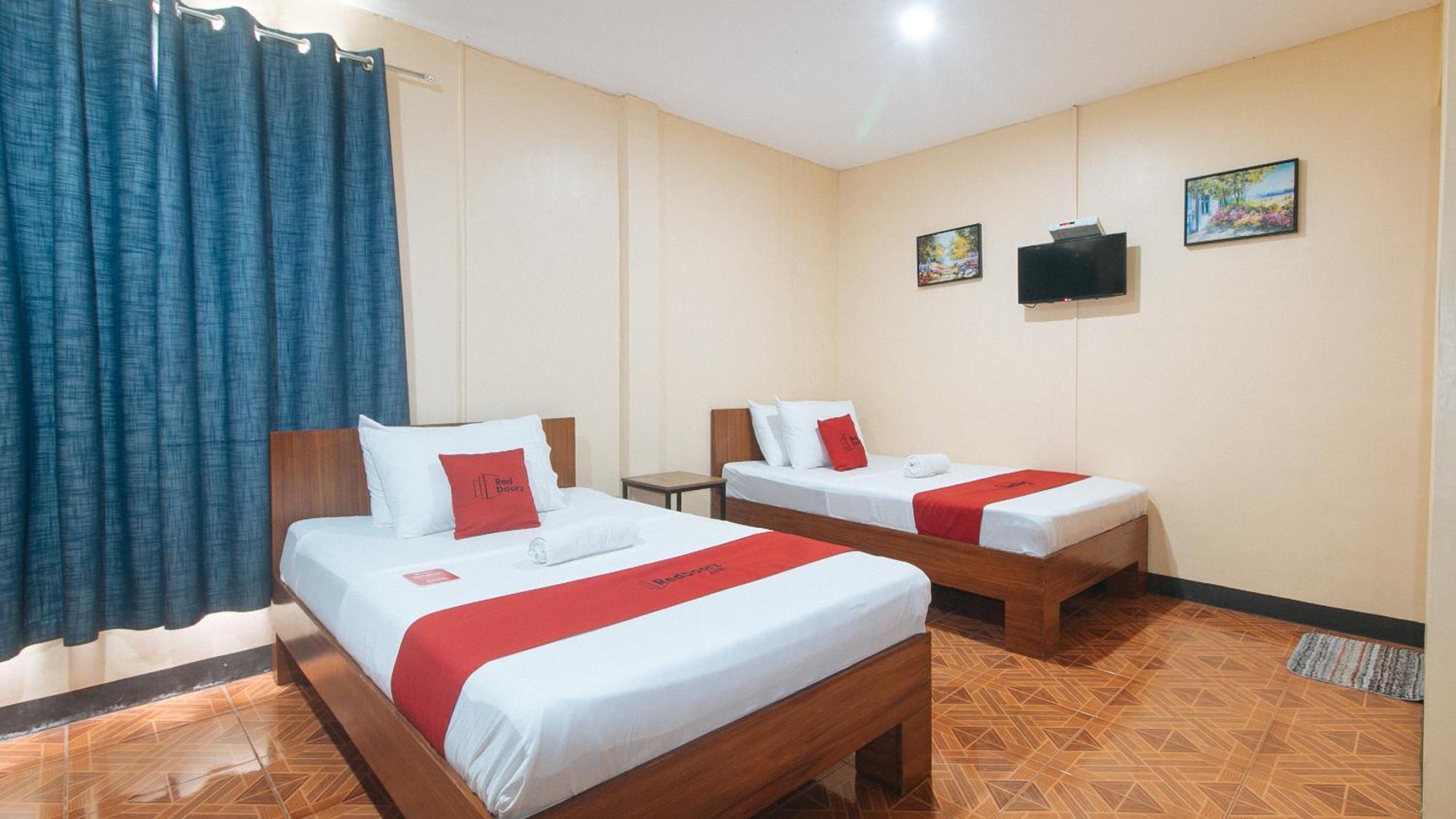 Reddoorz At Nirvana Pension House Bacolod Exterior photo