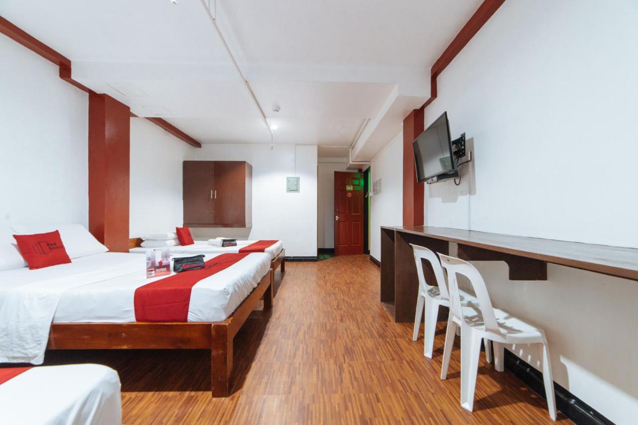Reddoorz At Nirvana Pension House Bacolod Exterior photo